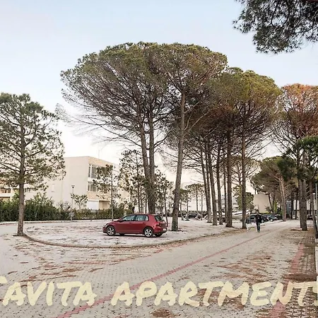 Appartement Savita 2 *